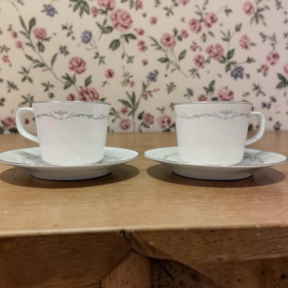 Signature Collection Petite Bouquet Cup & Saucers #114, Set of 2, Vtg Fine China